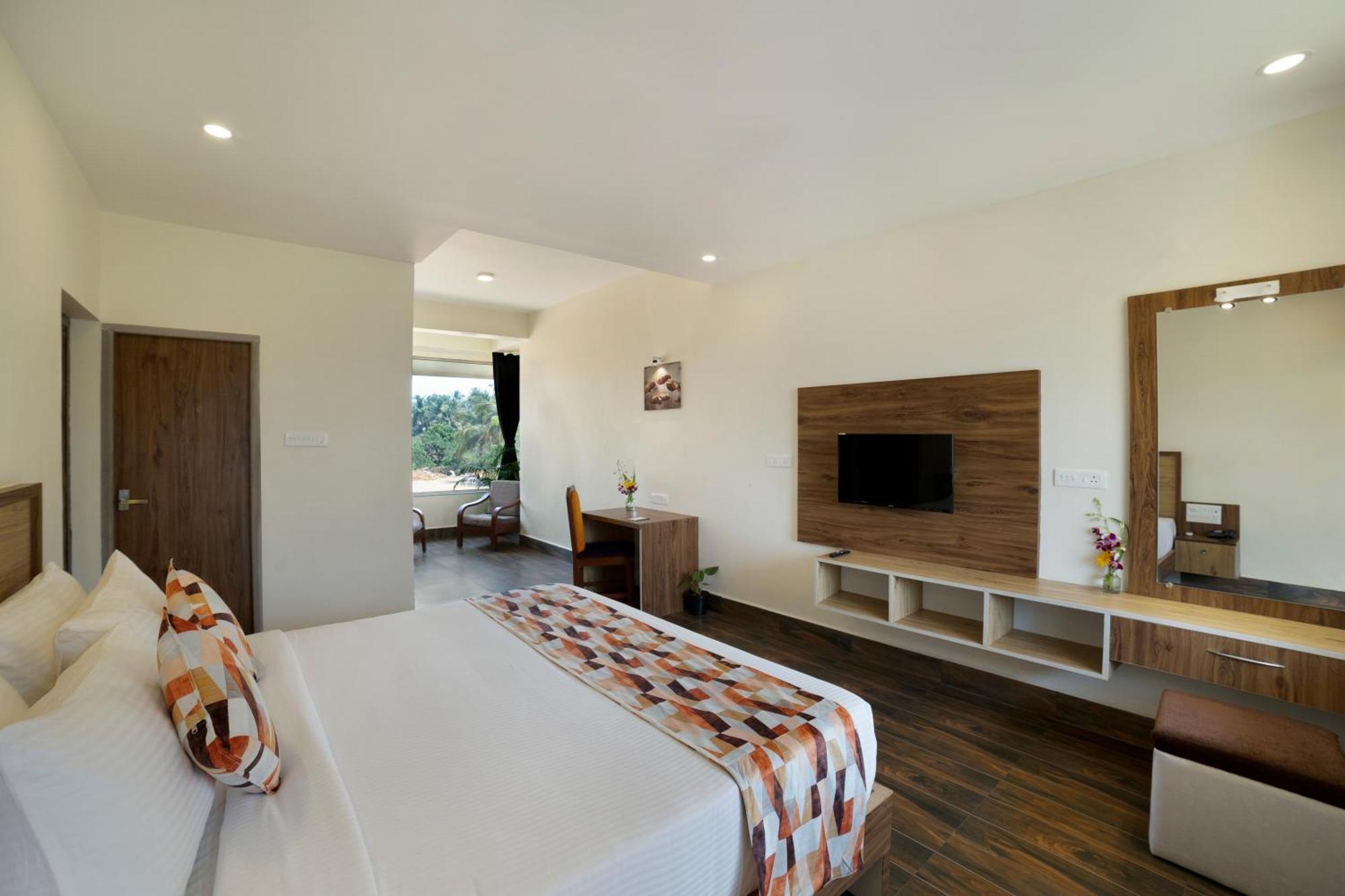 Sterling Karwar Otel Dış mekan fotoğraf
