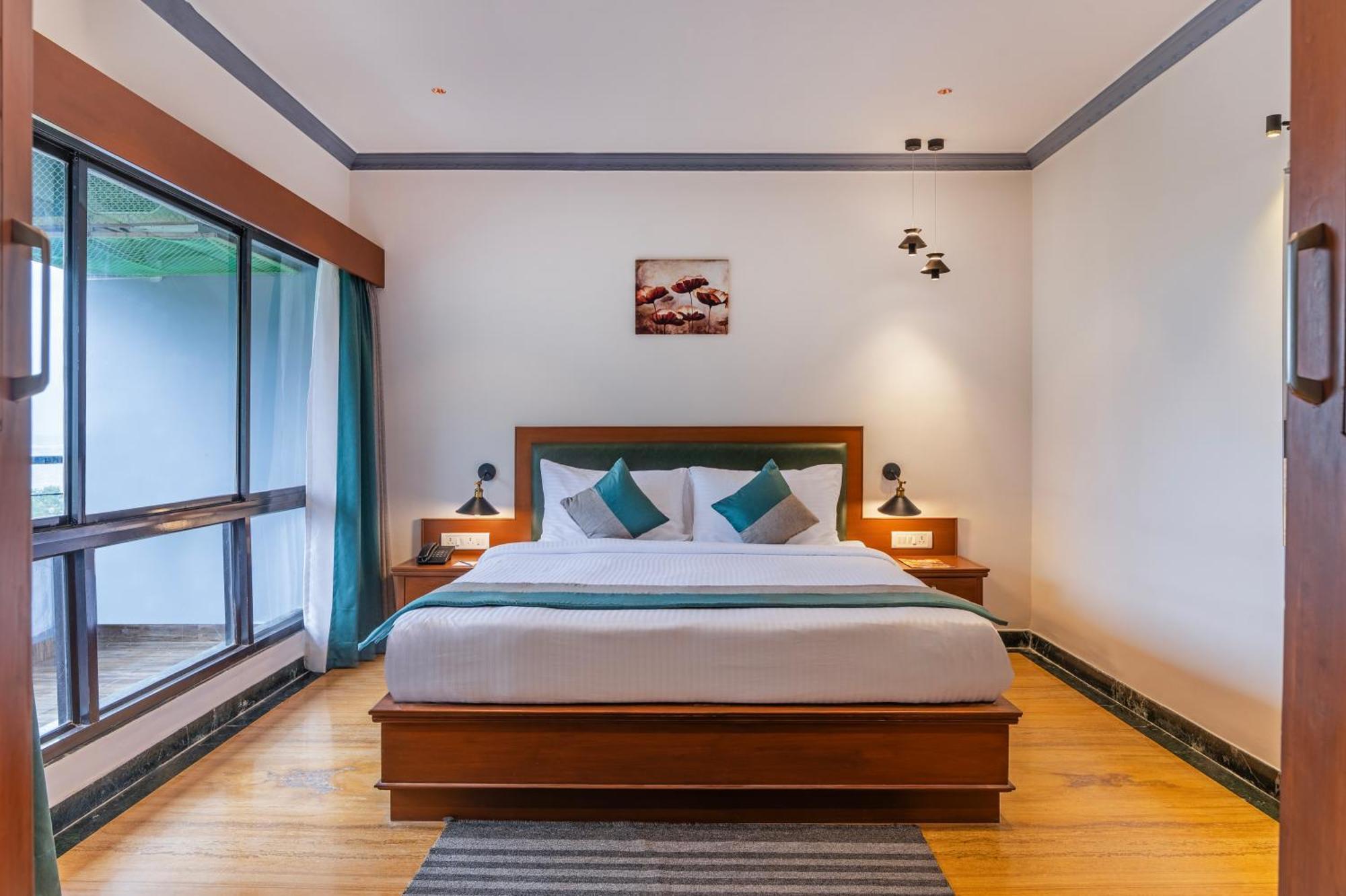 Sterling Karwar Otel Dış mekan fotoğraf