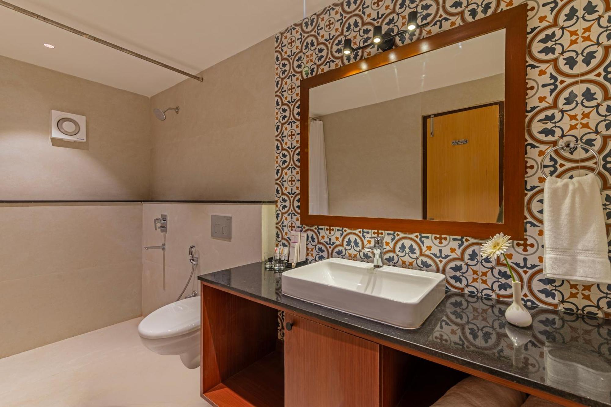 Sterling Karwar Otel Dış mekan fotoğraf